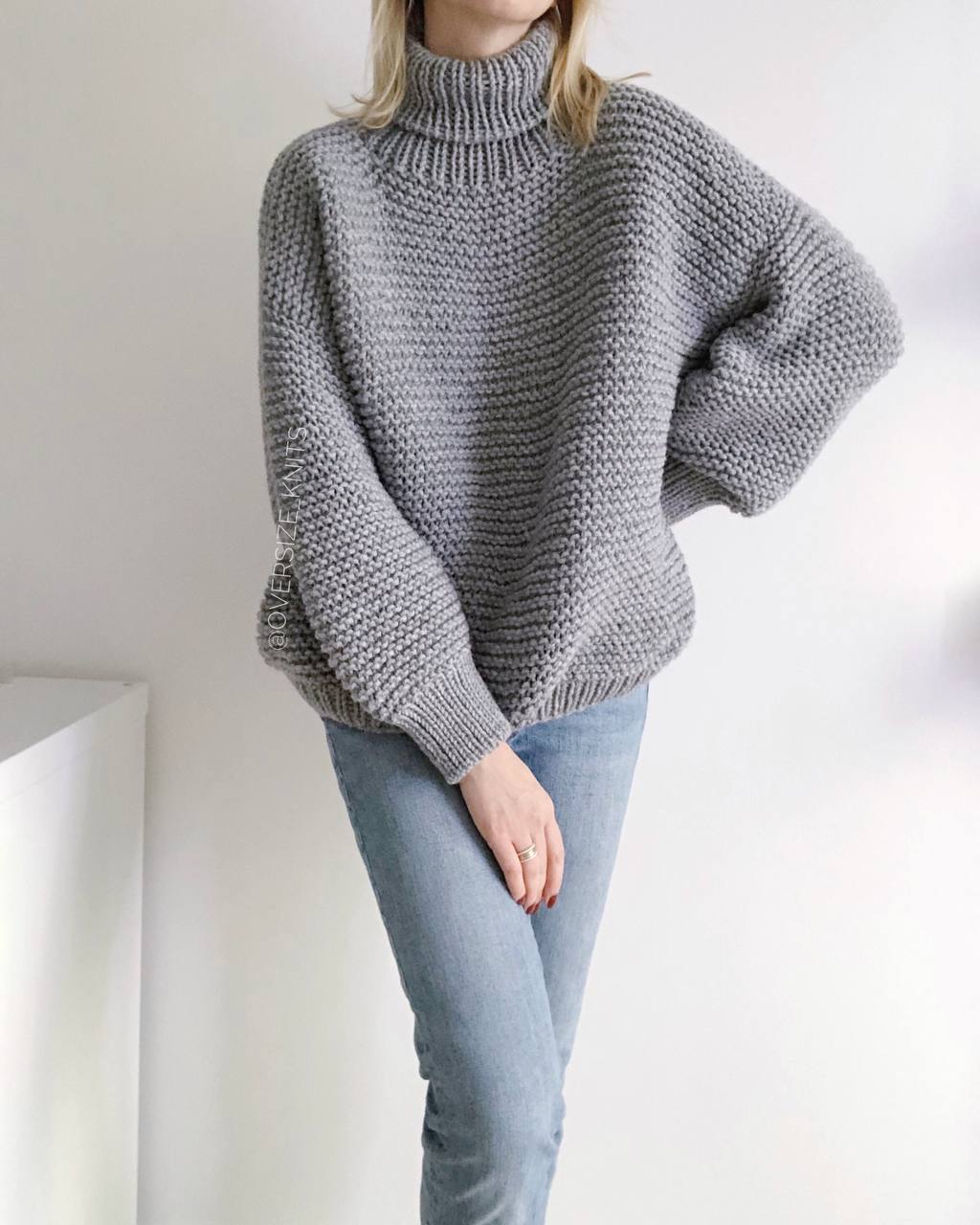 Oversized Wool Chunky Turtleneck Sweater – Bold, Warm, Effortlessly Chic