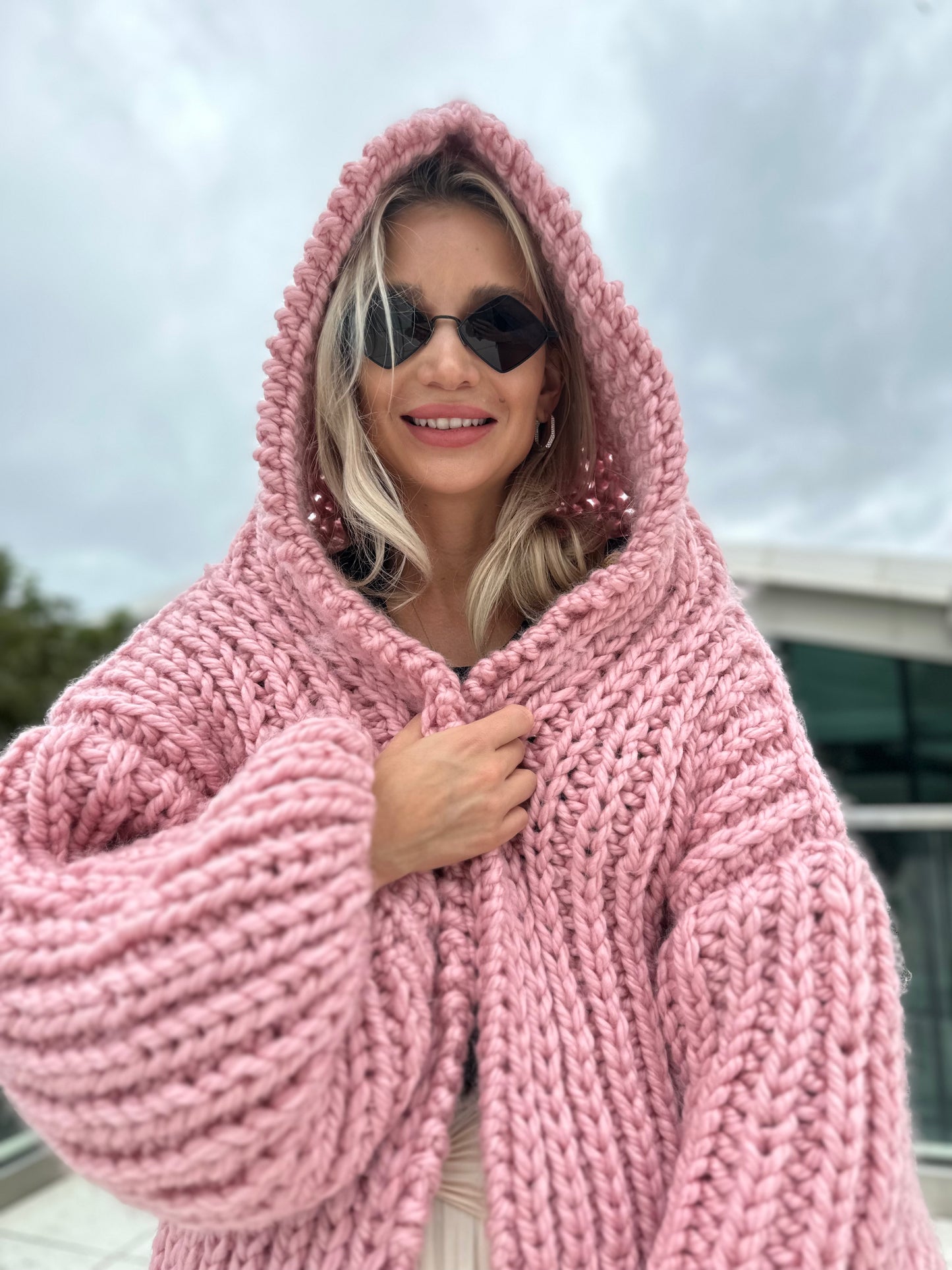 Chunky Knit Hooded Cardigan. Trendy Women Cable Knit Oversized Hand Knitted Jacket