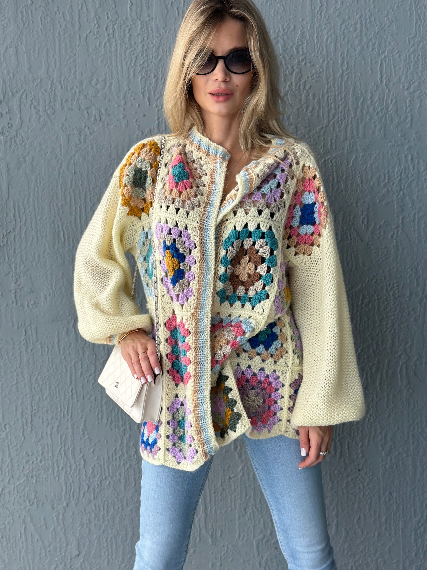 Trendy Grandma Square Style Women Cardigan