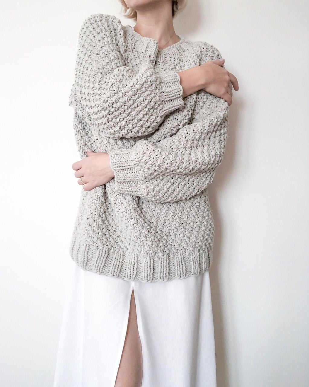 Chunky Textured Crewneck Sweater – Soft Structure. Subtle Statement.