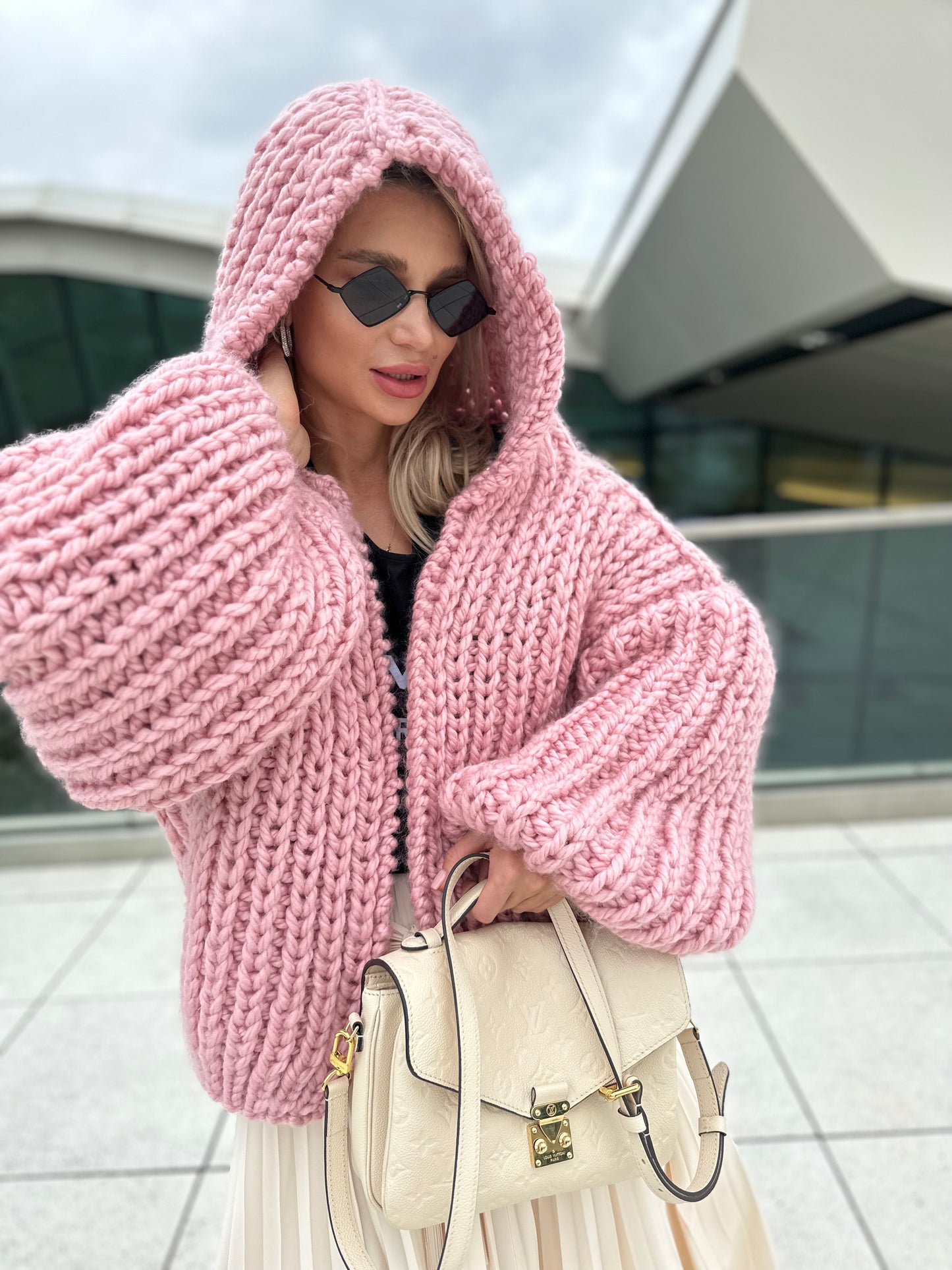 Chunky Knit Hooded Cardigan. Trendy Women Cable Knit Oversized Hand Knitted Jacket