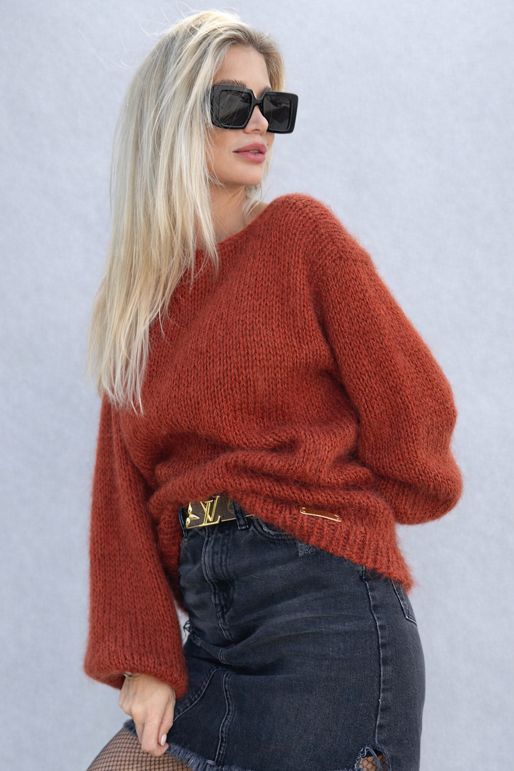 Brick-Colored Mohair Sweater – Cozy & Stylish