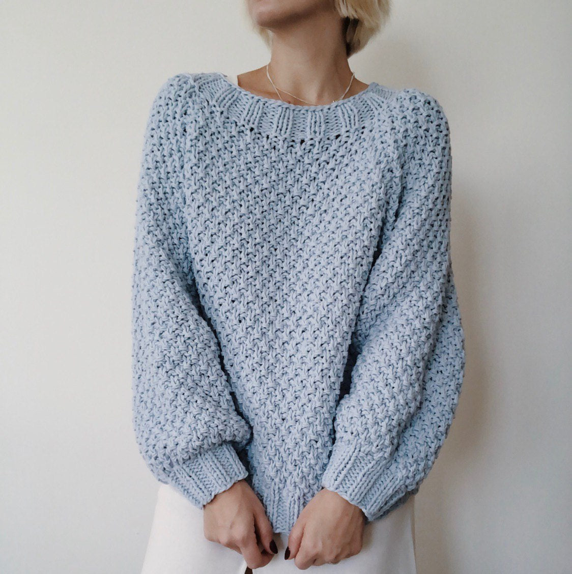 Chunky Textured Crewneck Sweater – Soft Structure. Subtle Statement.