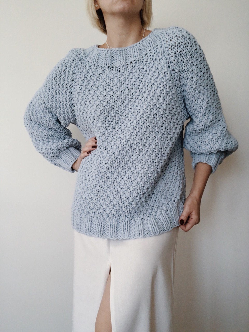 Chunky Textured Crewneck Sweater – Soft Structure. Subtle Statement.