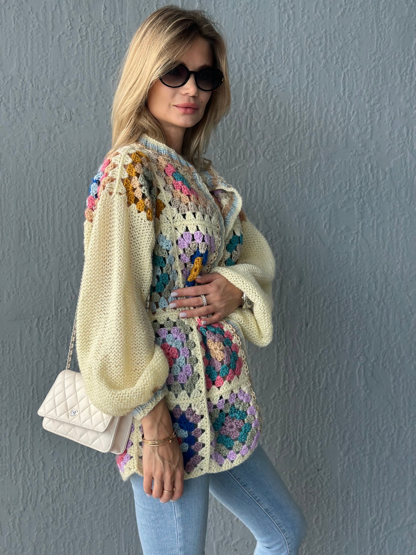 Trendy Grandma Square Style Women Cardigan