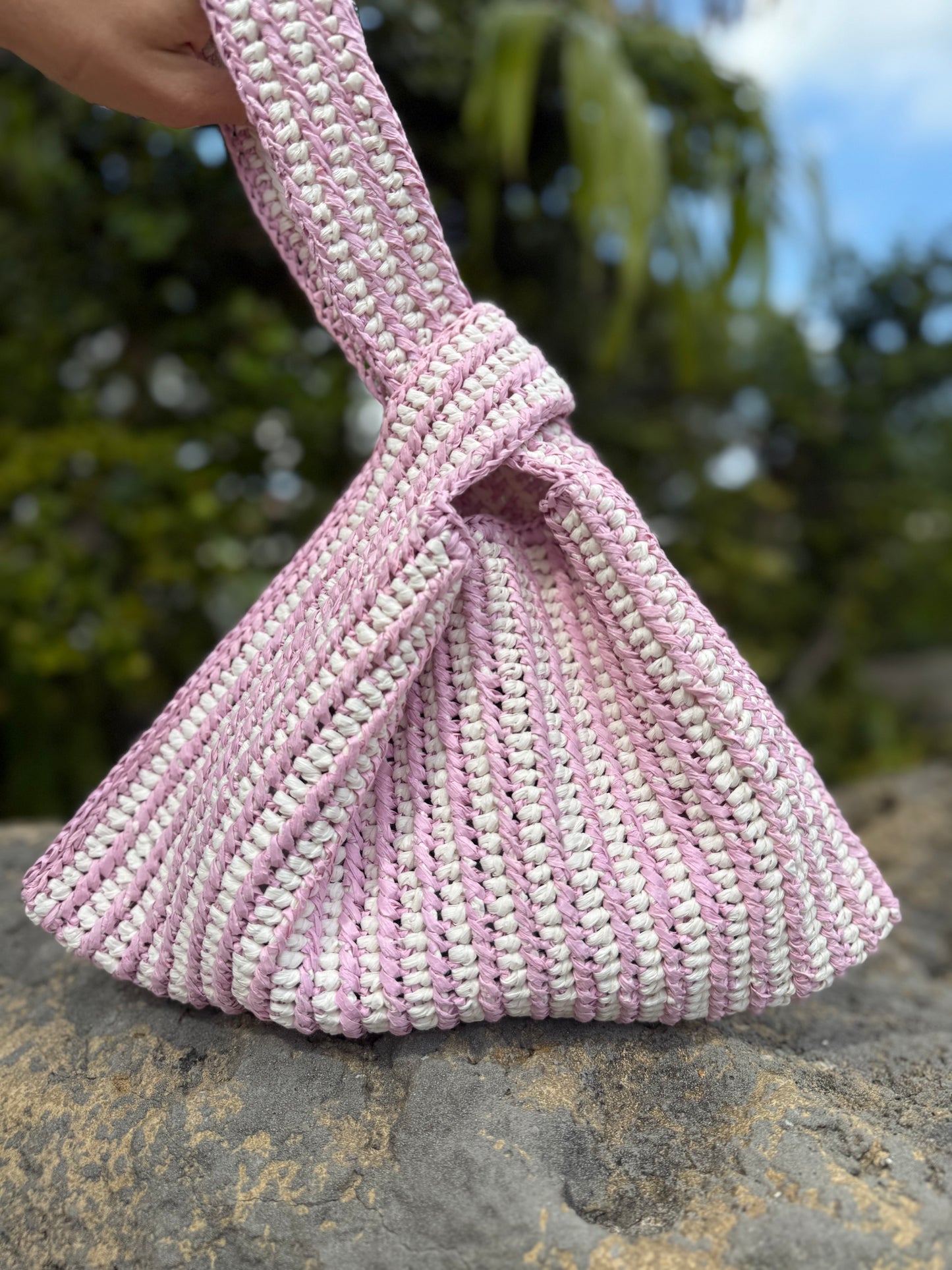 Knot White & Pink Crochet  Raffia Bag