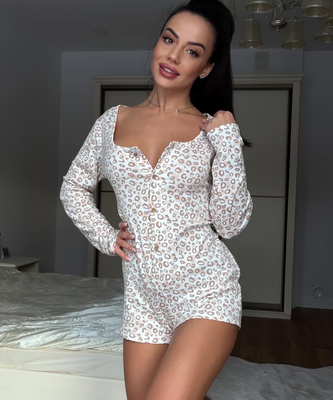 Premium 100% Cotton Women’s Pajama Set – Soft Luxury Lounge Wear, Stylish & Comfortable Homewear