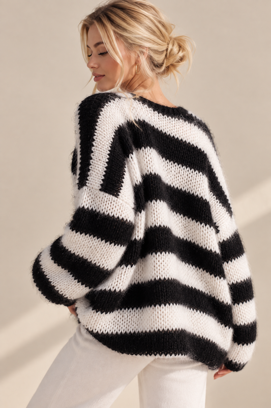 BLACK & IVORY OVERSIZED CARDIGAN MOHAIR CARDIGAN