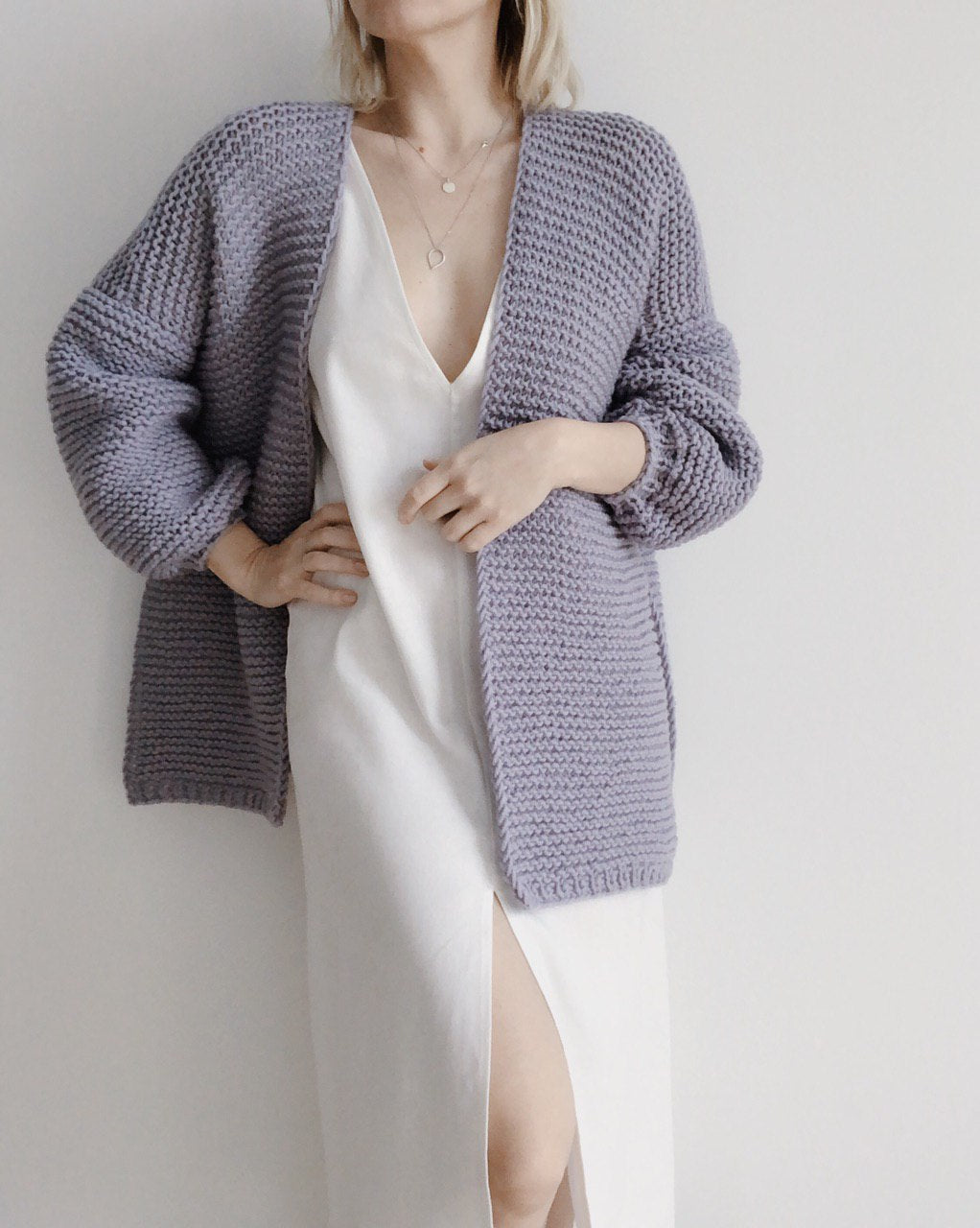 Chunky Hand Knit Wool Women Cardigan – Cozy Feel, Timeless Shape