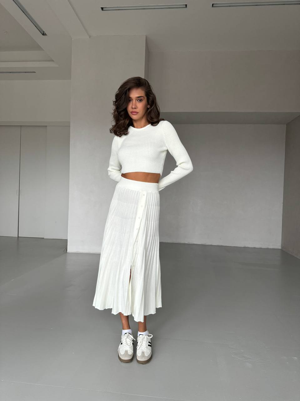 Casual Knit Set: Crop Top & Flared Skirt